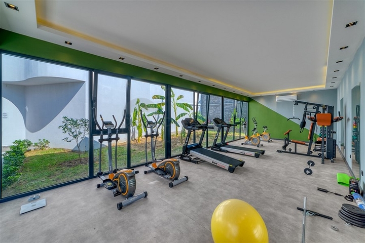 Luxury penthouse with sea view 50 meters from the sea