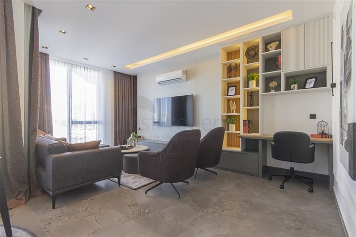 Luxury penthouse with sea view 50 meters from the sea