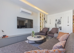 Luxury penthouse with sea view 50 meters from the sea