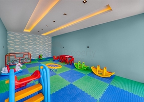 Luxury penthouse with sea view 50 meters from the sea