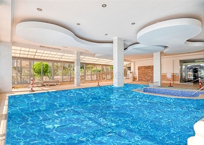 Spacious 4+2 apartment in a complex with luxury infrastructure in Alanya