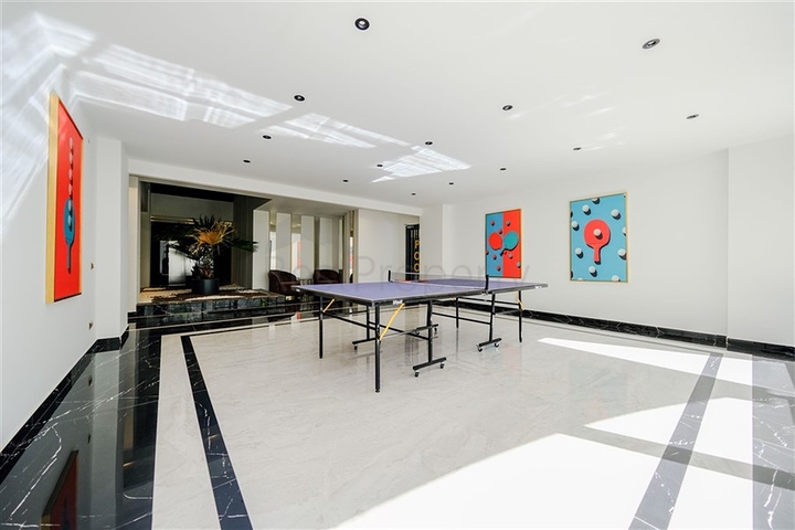 Furnished 2+1 Apartment in Central Alanya | 150 m to Private Beach