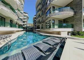 Furnished 2+1 Apartment in Central Alanya | 150 m to Private Beach