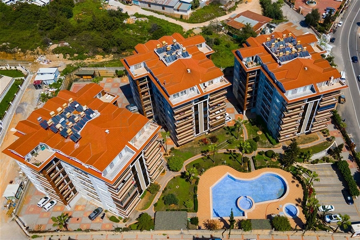 Spacious 4+1 Penthouse in Oba, Alanya | 240 m² with Large Terrace