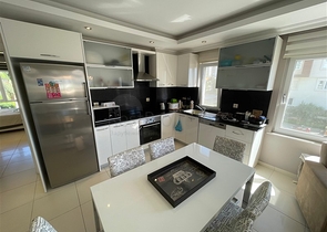 Furnished 2+1 Apartment in Avsallar, Alanya | 700 m to the Beach