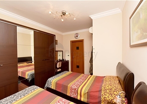 Spacious 2+1 Apartment in Central Alanya — 110 m², Resort Complex