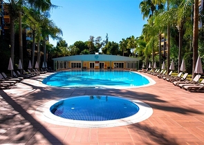 Spacious 2+1 Apartment in Central Alanya — 110 m², Resort Complex