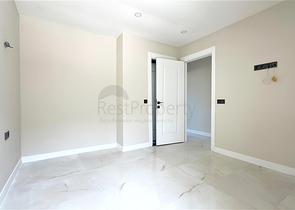 Modern duplex 2+1 with garden in a complex by the sea 