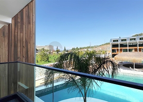 Modern duplex 2+1 with garden in a complex by the sea 