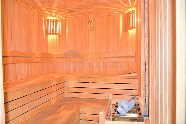 A modern apartment by the sea in Karkizhak is the perfect combination of comfort and location