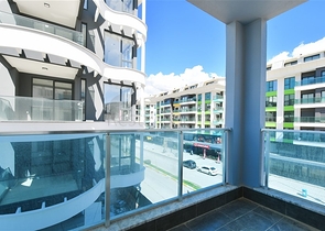 A modern apartment by the sea in Karkizhak is the perfect combination of comfort and location