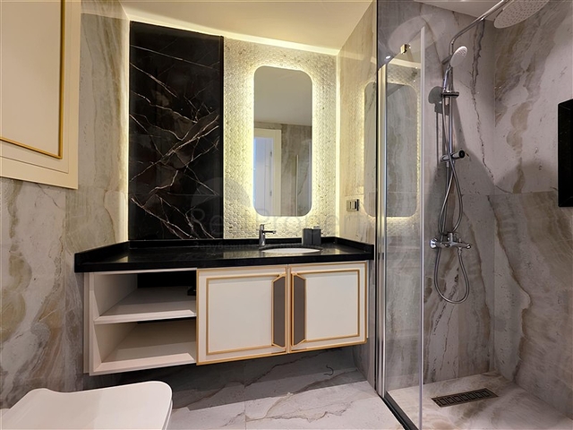 Cozy apartment with rich infrastructure in the very center of Alanya