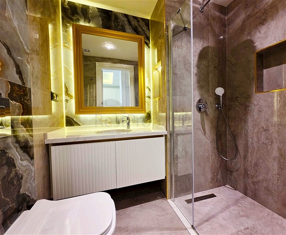 Stylish 1+1 apartment near Cleopatra comfort beach in the center of Alanya