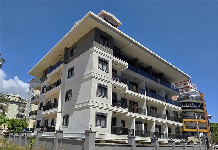 Spacious 3+1 duplex in the center of Alanya — style, comfort and walking distance to the sea