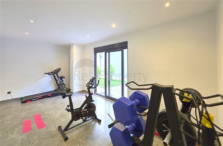 Spacious 3+1 duplex in the center of Alanya — style, comfort and walking distance to the sea