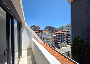 Spacious 3+1 duplex in the center of Alanya — style, comfort and walking distance to the sea