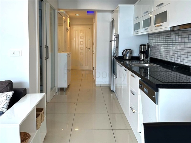 Furnished 2+1 Apartment in Cleopatra, Alanya — 250 m to the Beach