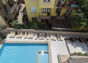 Furnished 2+1 Apartment in Cleopatra, Alanya — 250 m to the Beach