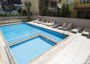 Furnished 2+1 Apartment in Cleopatra, Alanya — 250 m to the Beach
