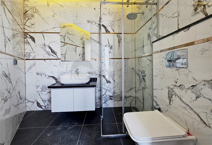 Luxury 2+1 penthouse with sea view — rent for a comfortable life by the sea