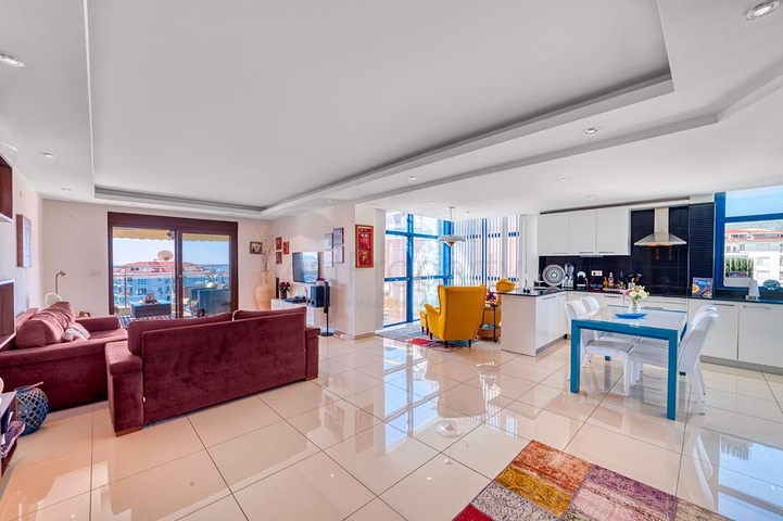 Elegant 3+1 Penthouse with Sea View in Çikcilli, Alanya – 250 m²