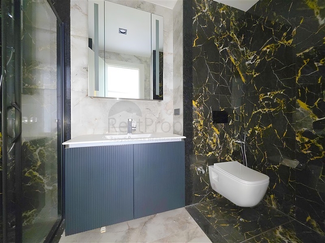 Luxury apartment by the sea with developed infrastructure in Turkler Luxury apartment by the sea with developed infrastructure in Turkler