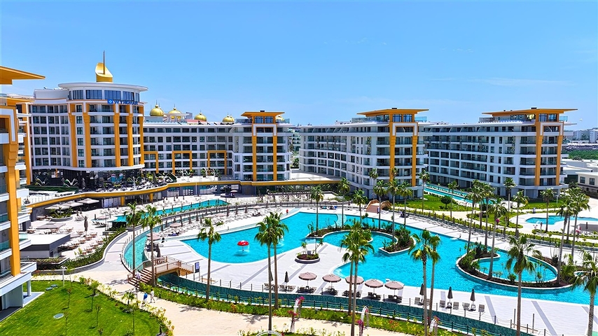 Luxury apartment by the sea with developed infrastructure in Turkler Luxury apartment by the sea with developed infrastructure in Turkler