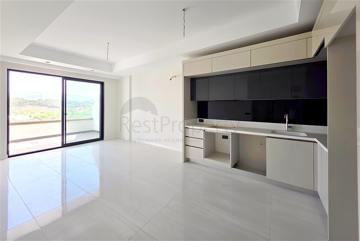Luxury apartment by the sea with developed infrastructure in Turkler Luxury apartment by the sea with developed infrastructure in Turkler