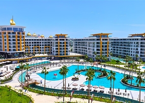 Luxury apartment by the sea with developed infrastructure in Turkler Luxury apartment by the sea with developed infrastructure in Turkler