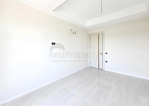 Luxury apartment by the sea with developed infrastructure in Turkler Luxury apartment by the sea with developed infrastructure in Turkler