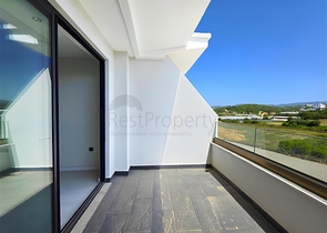 Luxury apartment by the sea with developed infrastructure in Turkler Luxury apartment by the sea with developed infrastructure in Turkler