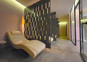 Luxury apartment by the sea with developed infrastructure in Turkler Luxury apartment by the sea with developed infrastructure in Turkler