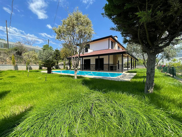 Spacious 3+1 Villa with Garden in Gazipaşa, Alanya – 215 m²