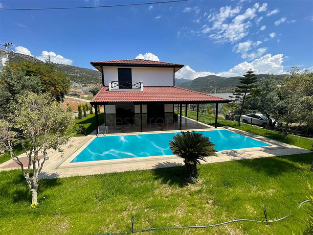 Spacious 3+1 Villa with Garden in Gazipaşa, Alanya – 215 m²