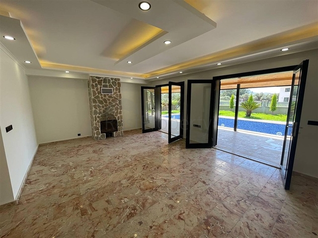 Spacious 3+1 Villa with Garden in Gazipaşa, Alanya – 215 m²