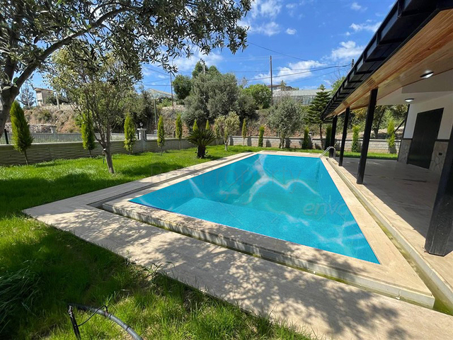 Spacious 3+1 Villa with Garden in Gazipaşa, Alanya – 215 m²