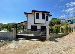 Spacious 3+1 Villa with Garden in Gazipaşa, Alanya – 215 m²
