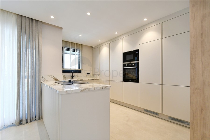 Spacious furnished 2+1 apartment near the sea is an ideal option for living and relaxing