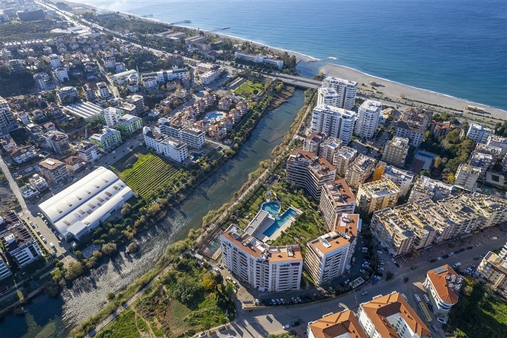 Spacious furnished 2+1 apartment near the sea is an ideal option for living and relaxing