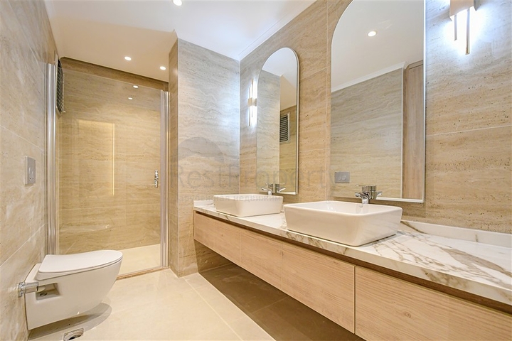 Spacious furnished 2+1 apartment near the sea is an ideal option for living and relaxing