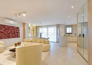 Spacious furnished 2+1 apartment near the sea is an ideal option for living and relaxing