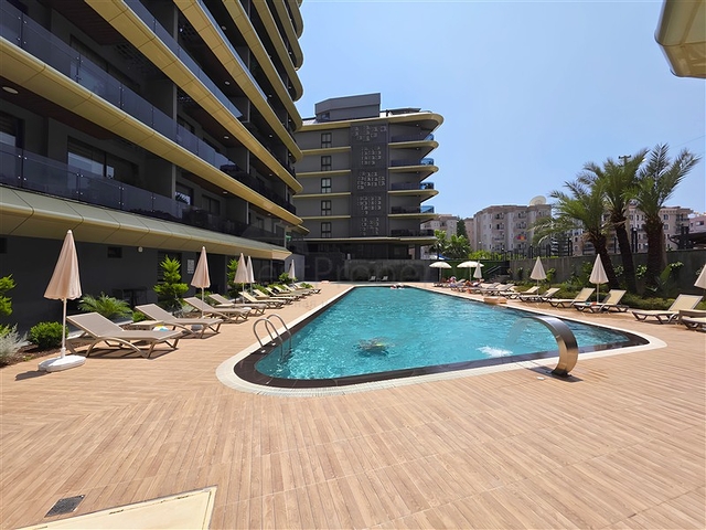 1+1 Apartment in Cleopatra Area, 400 m from the Beach — New Complex