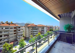 1+1 Apartment in Cleopatra Area, 400 m from the Beach — New Complex