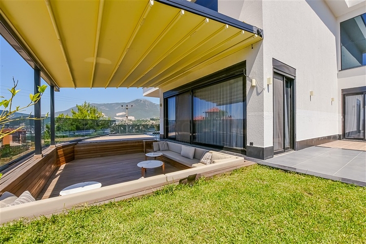 Luxury villa with panoramic sea views is the perfect combination of comfort, style and privacy.