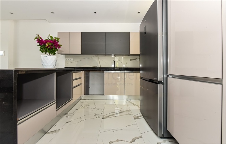 Modern villa with sea view, surrounded by nature and premium comfort