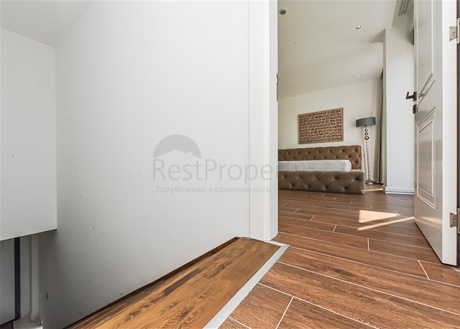 Modern villa with sea view, surrounded by nature and premium comfort