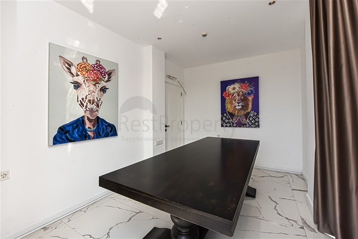 Modern villa with sea view, surrounded by nature and premium comfort