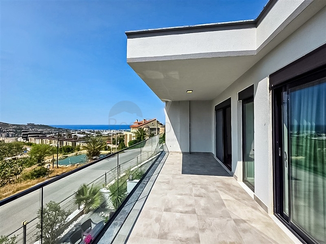 Modern villa with sea view, surrounded by nature and premium comfort