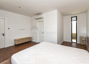 Modern villa with sea view, surrounded by nature and premium comfort