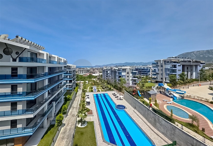 Modern apartment with panoramic sea view 